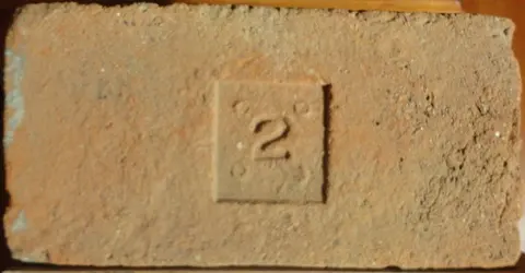 Značka 2