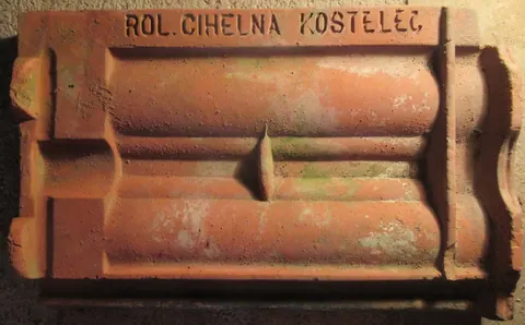 Značka ROL. CIHELNA KOSTELEC